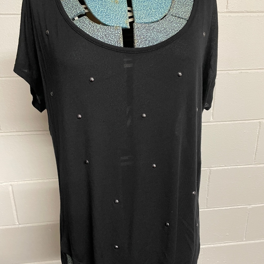 Urban X Women's Silver Stud wide-neck Top Size Small